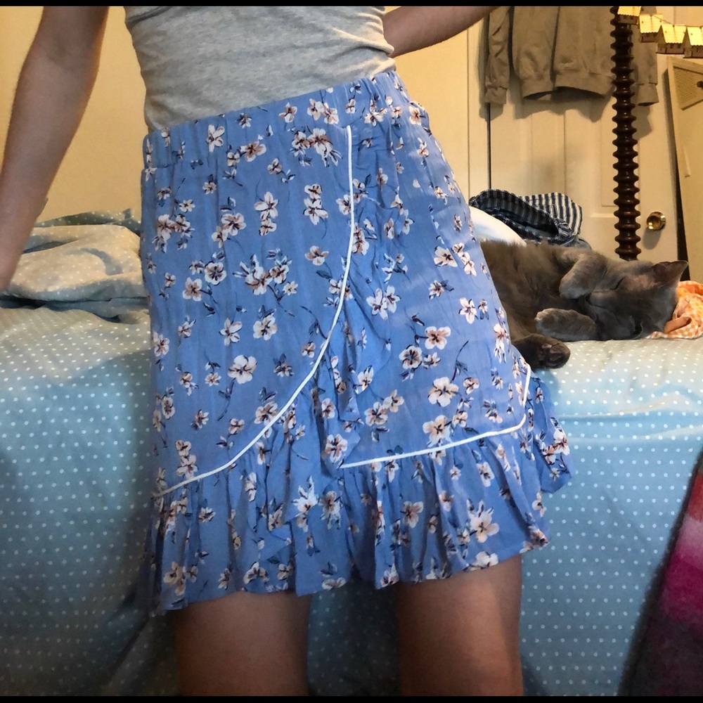 H&M floral mini skirt